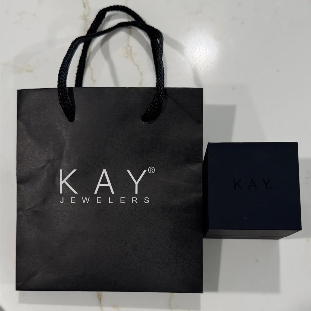 Tolkowsky (2 Carat TW) 1.46CT Halo Engagement Ring and Wedding Band.  14K Gold - Picture 9 of 9